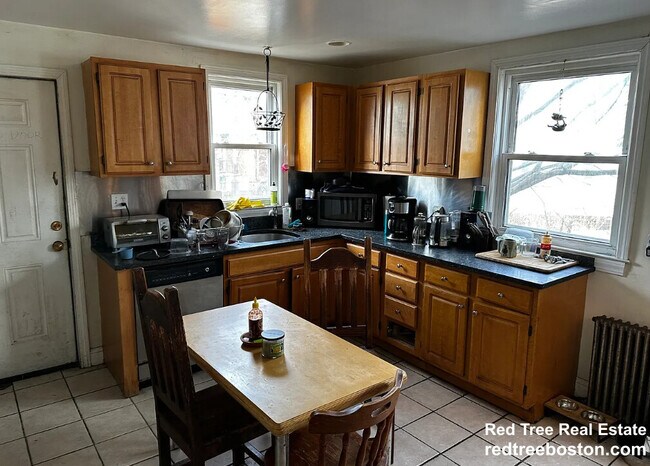 Photo - 40 Hooker St