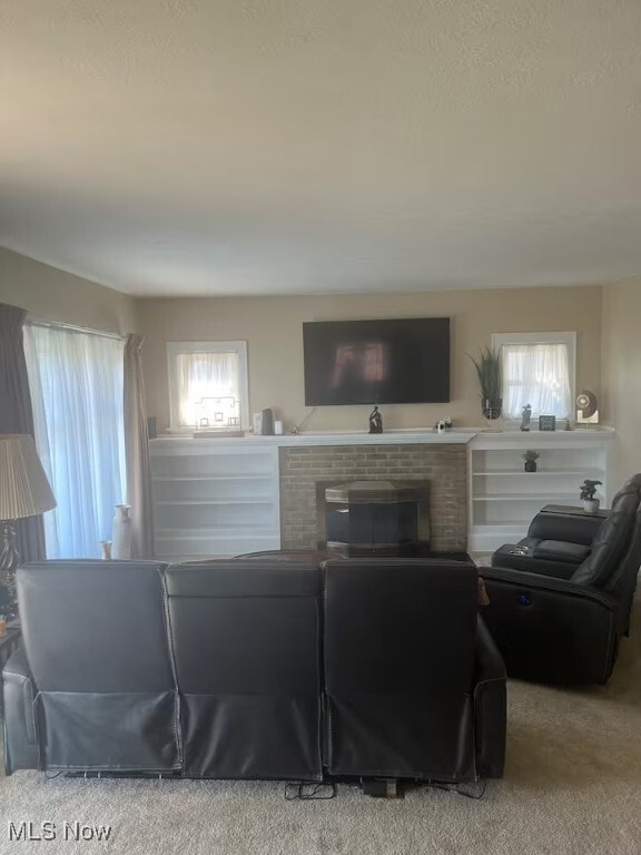 Photo - 369 E Tuscarawas Ave