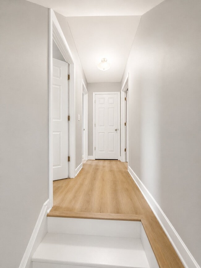 Photo - 745 Russell Ave