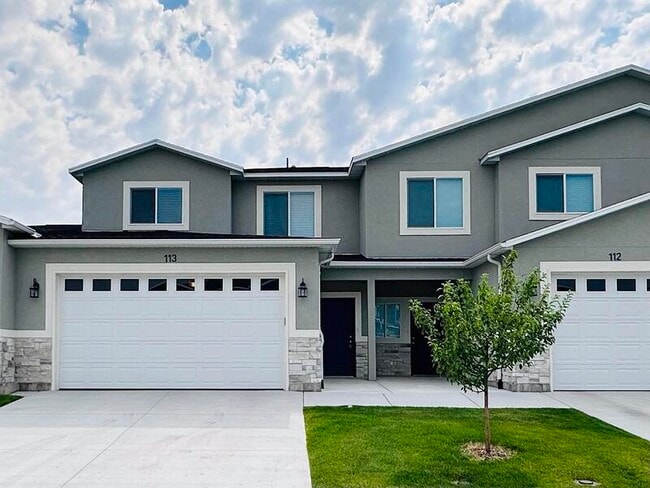 Building Photo - 250 1200 S