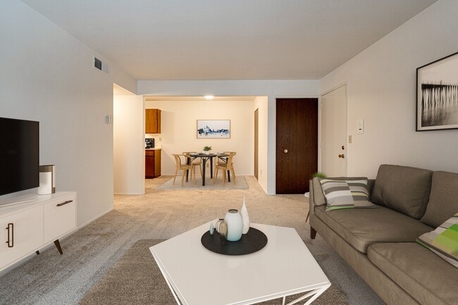 Magnolia Layout Living Room with Dining View