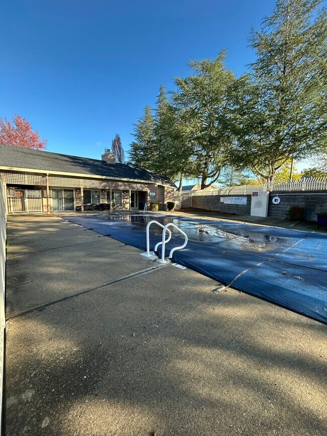 Photo - 11150 Trinity River Dr Unit 88