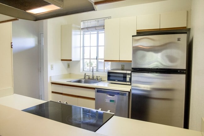 Photo - Freshly Painted Kihei Villages Condo