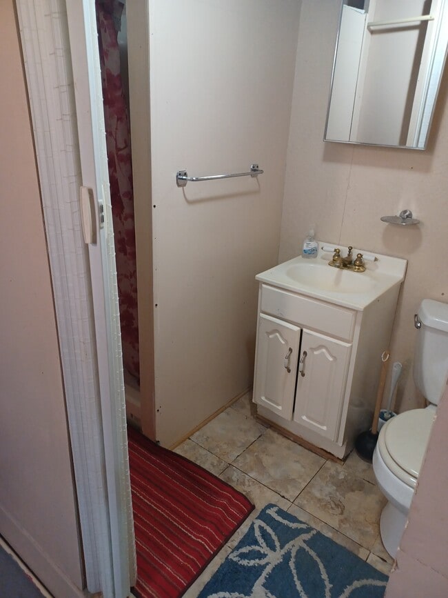 Photo - 407 Walnut St