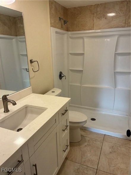 Photo - 311 Tudor Dr Unit 2
