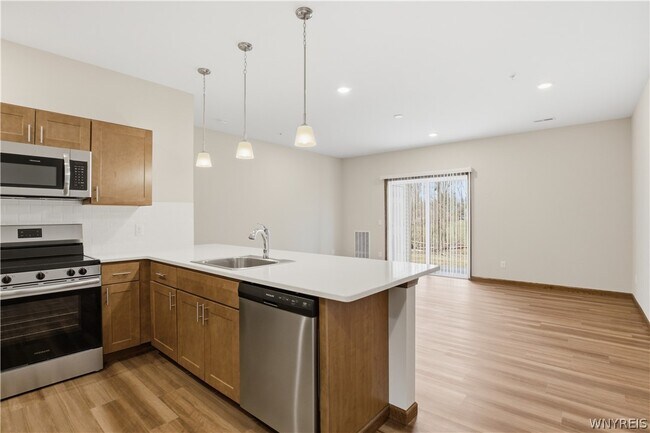 Photo - 1130 Orchard Park Rd