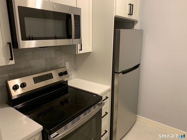 Photo - 34 A Padanaram Rd Unit 304