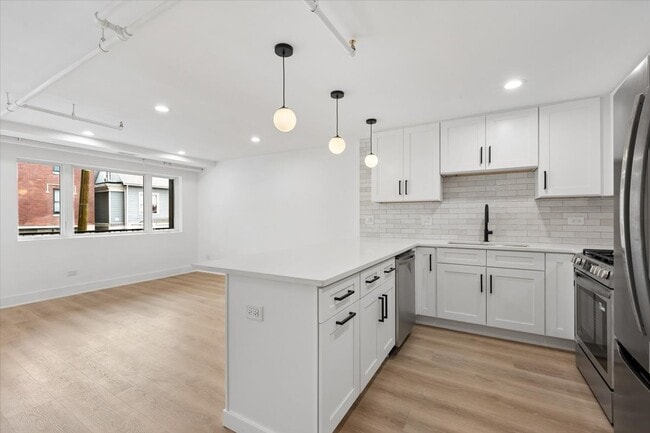 Photo - 2622 N California Ave Unit 8