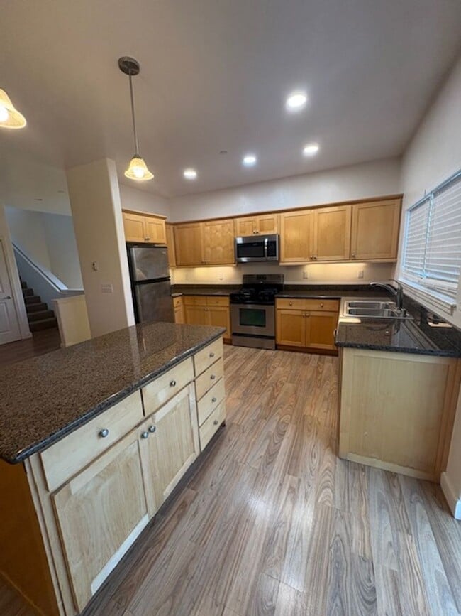 Photo - 491 N Chorro St