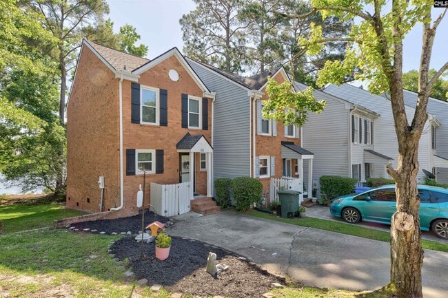 Building Photo - 111 Village Walk