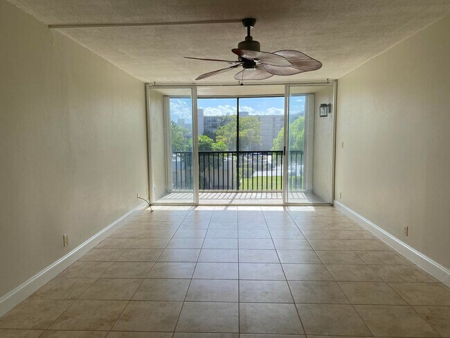 Photo - 4 Royal Palm Way Unit 308