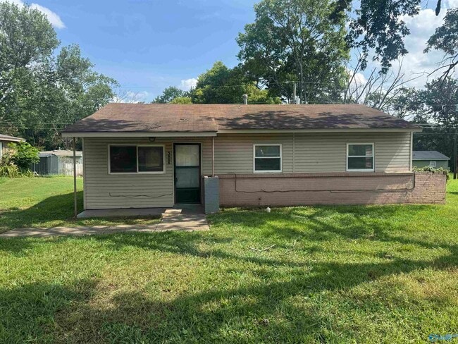 Building Photo - 3808 Colton Ln NE