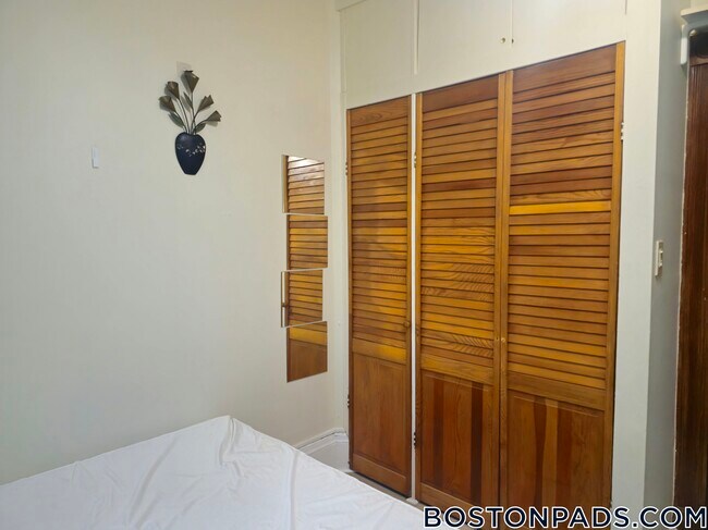 Photo - 36 Sussex St