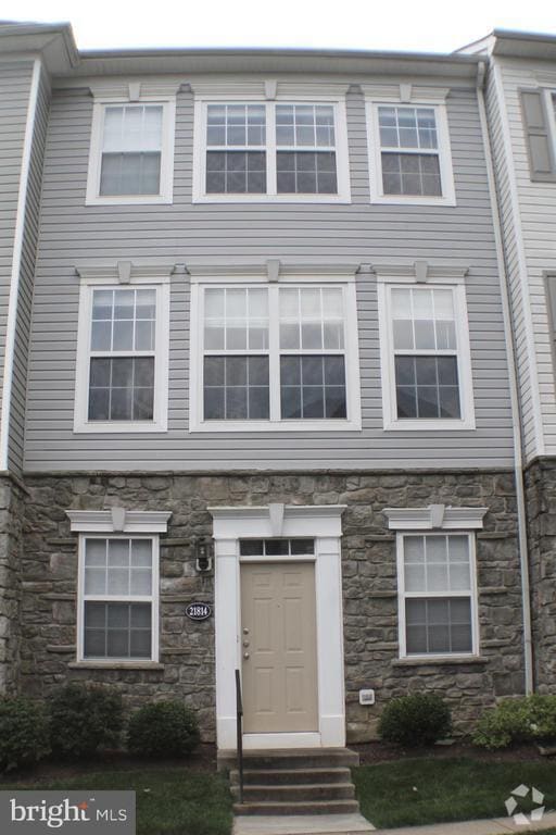 Building Photo - 21814 Kelsey Square Rental