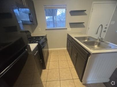 Building Photo - 137 Elm St Unit 26 Rental