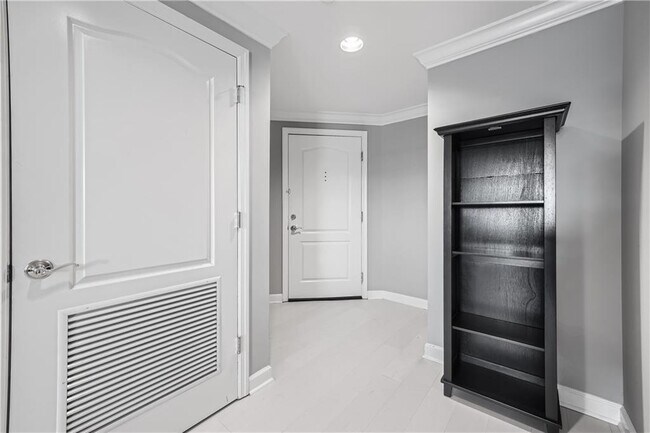 Photo - 195 14th St NW