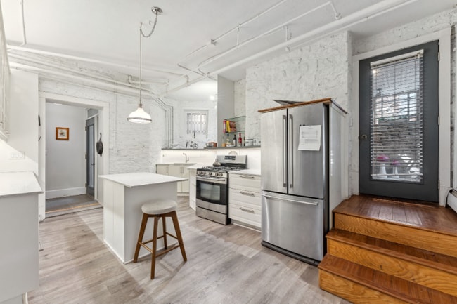 Photo - 710 Summit Ave Unit 4