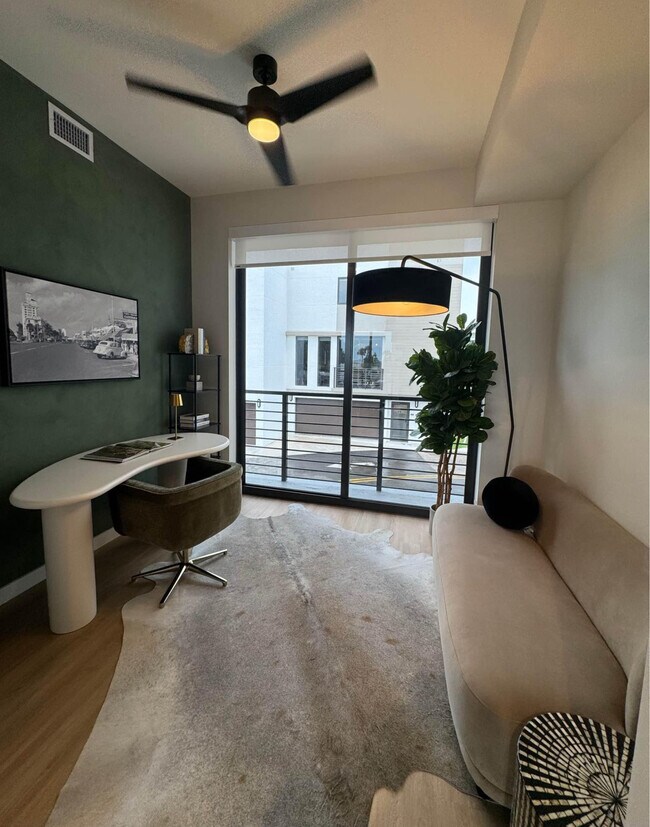 Photo - 11275 Biscayne Blvd Unit 711