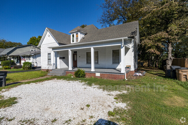 Building Photo - 221 Hawthorne Ave Rental