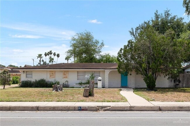 Building Photo - 13 S 15th St