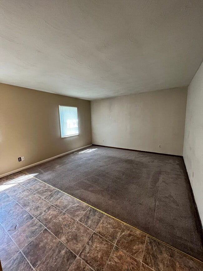 Photo - Nicholas538 Unit B