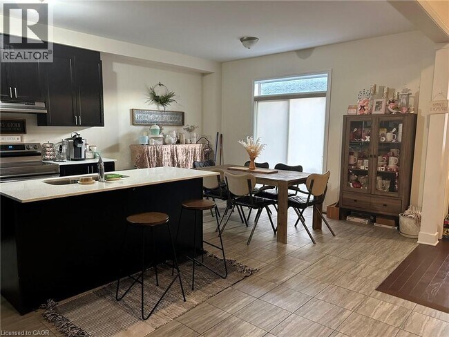 Photo - 37 Homestead Way