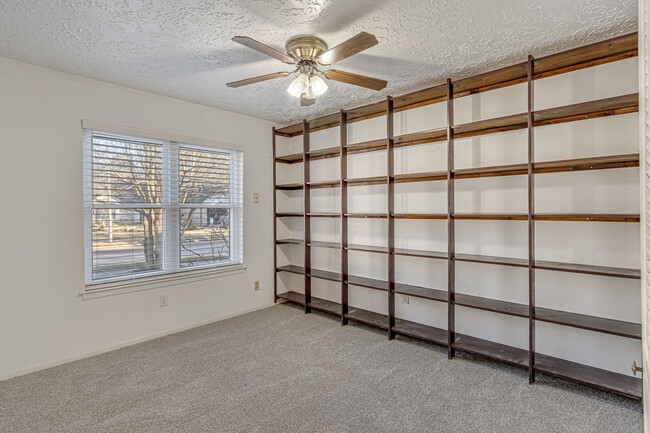 Photo - 20331 Pinefield Ln