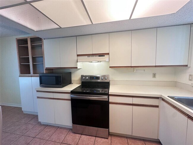 Photo - 6221 Timberlake Dr Unit C1