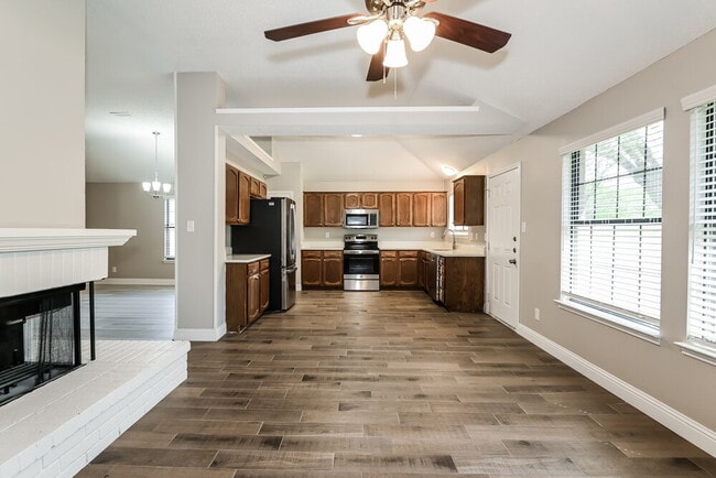100 Whitewater Trail