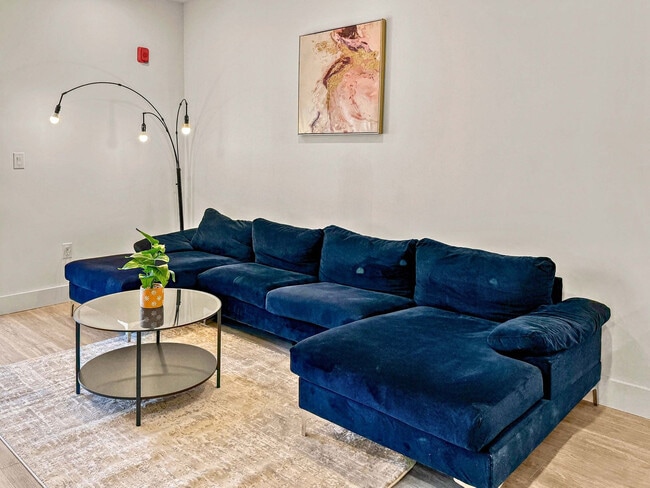 Photo - 2400 E Huntingdon St Unidad ID1231679P