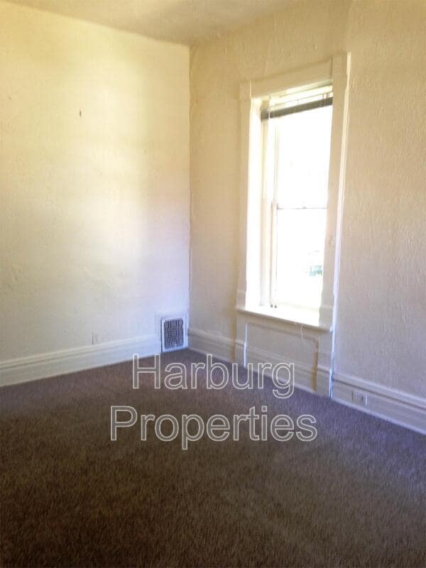 Photo - 1069 12th St