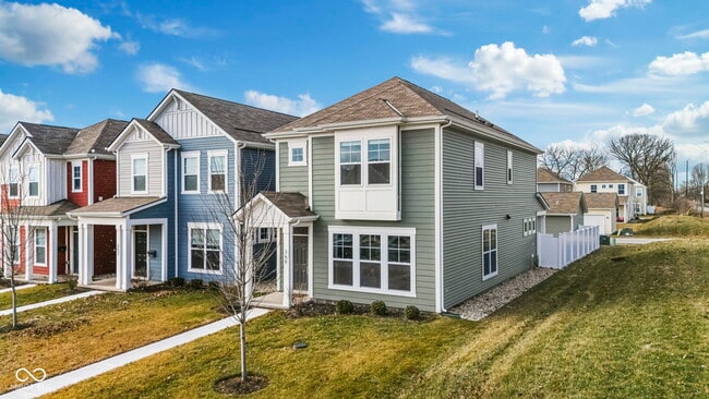 Photo - 366 Steeples Blvd