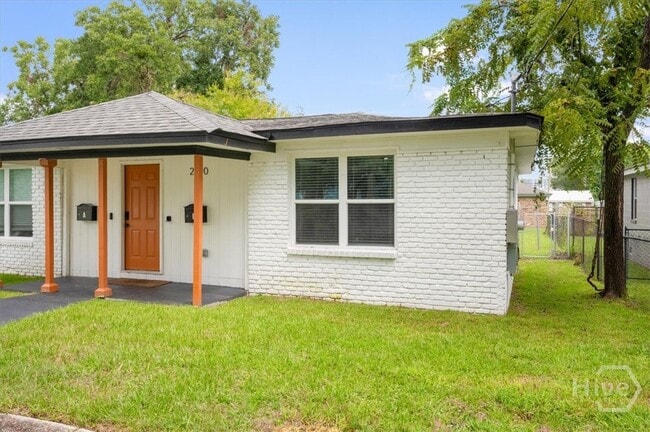 Photo - 2120 Krenson St