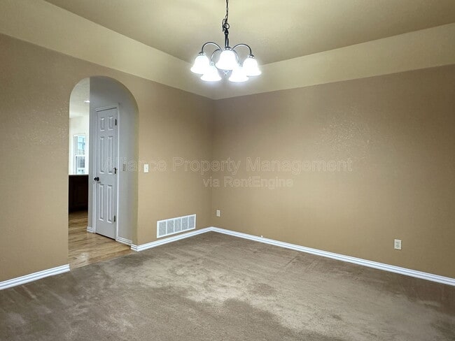 Photo - 4420 Cobbleskill Dr