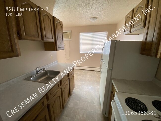 Photo - 1 bed 1 bath APARTMENT located in Rosemont, Regina, SK. Unit 7