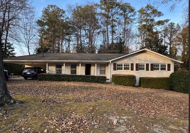 House_Front - 2475 Freydale Rd SE