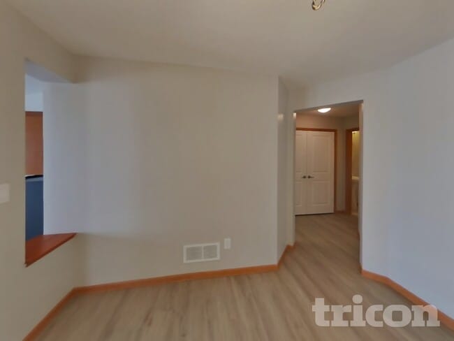 Photo - 1627 Fox Hunt Way