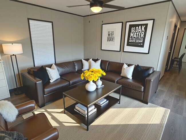 Photo - 139 Ponderosa Way