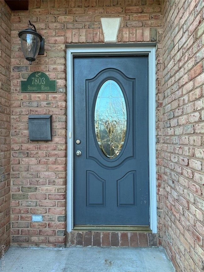 Photo - 7803 Shore Rd