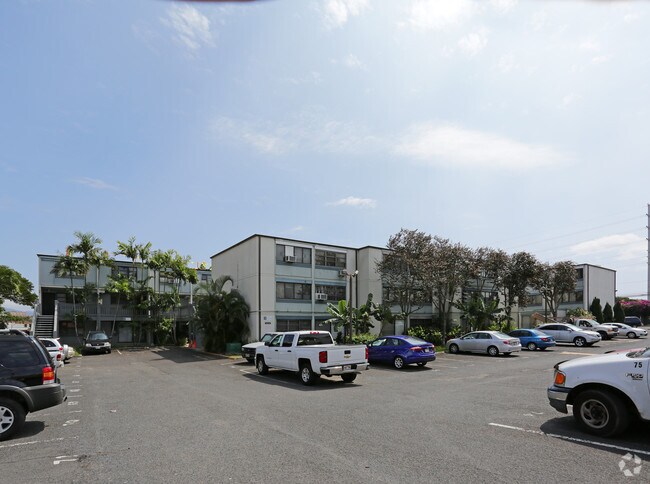 Primary Photo - Waimalu Park