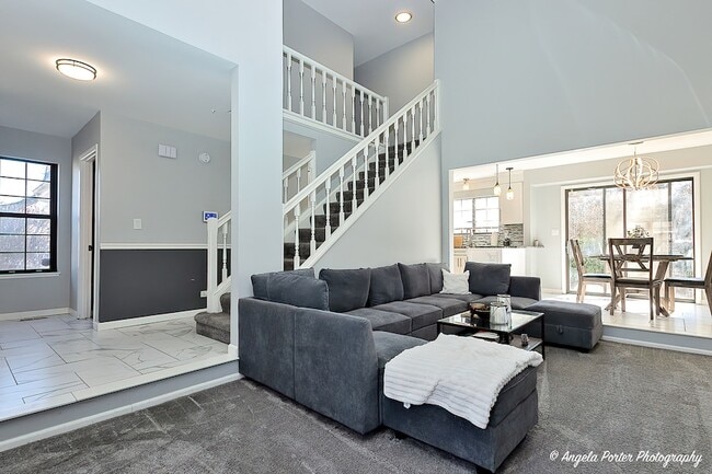 Photo - 638 Dordan Ct