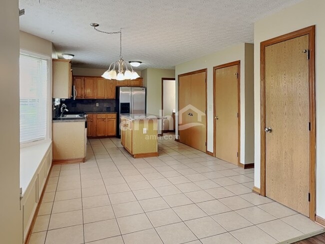 Photo - 7624 Harbour Town Dr