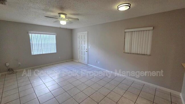 519 Duchess Ct Unit #3