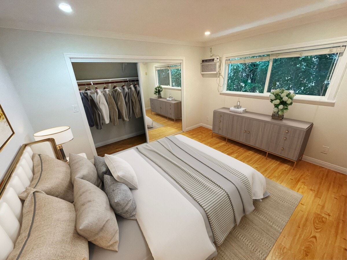 Photo - 3982 Inglewood Boulevard