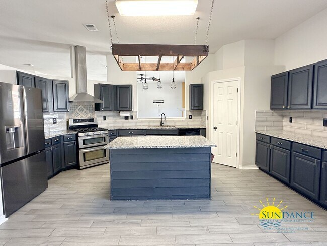 Photo - Stunning 3 Bedroom Home in Navarre!