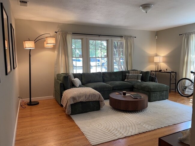 Photo - 317-319 D Street Unit 317