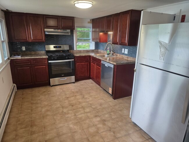 Photo - 2 Lake Terrace Dr