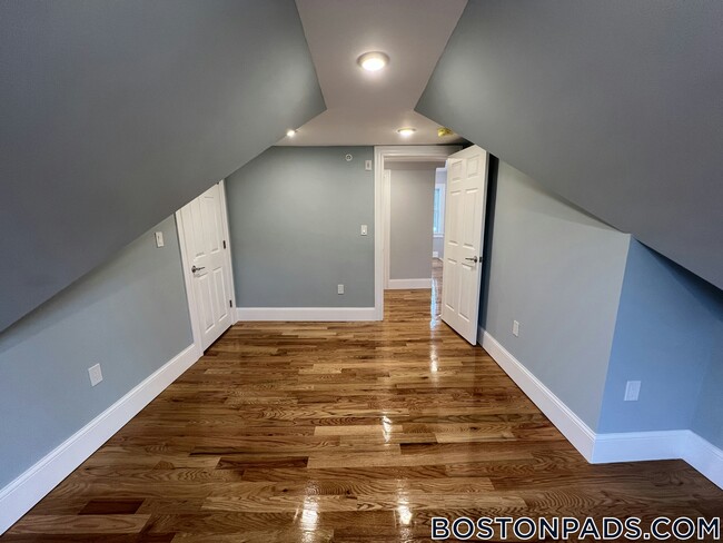 Photo - 158 Morrison Ave Unit 3