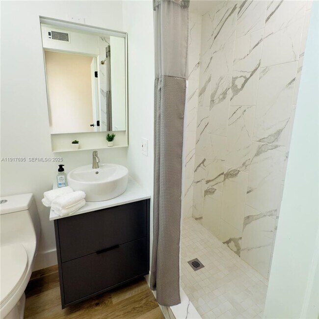 Photo - 220 NW 126th St Unit B