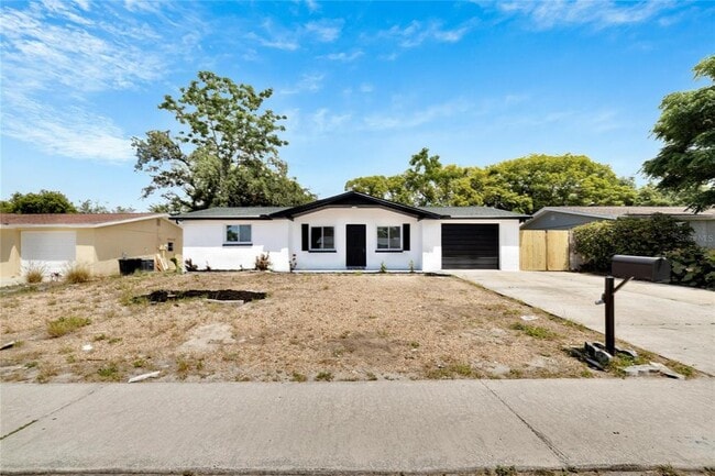 Photo - 11524 Newell Dr